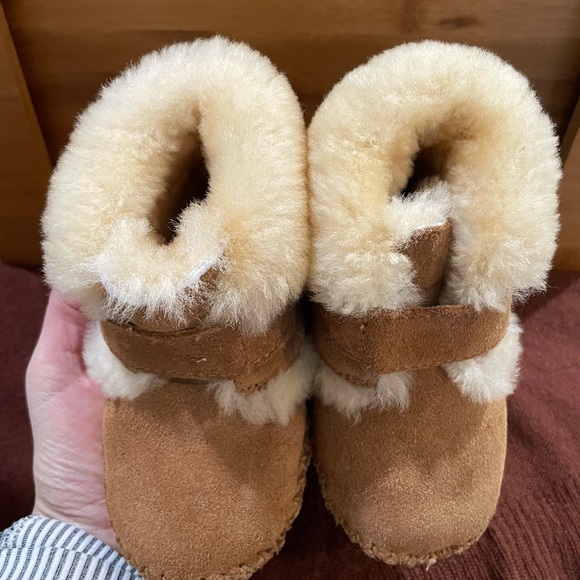 LL Bean Toddlers Wicked Good Slippers - size 5/6 - Picture 4 of 9